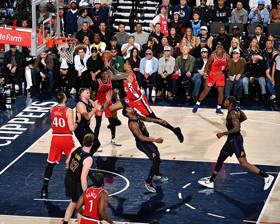 开云首页入口-变成顶级3D锋线了！快船为什么不能增加他的场上戏份呢？