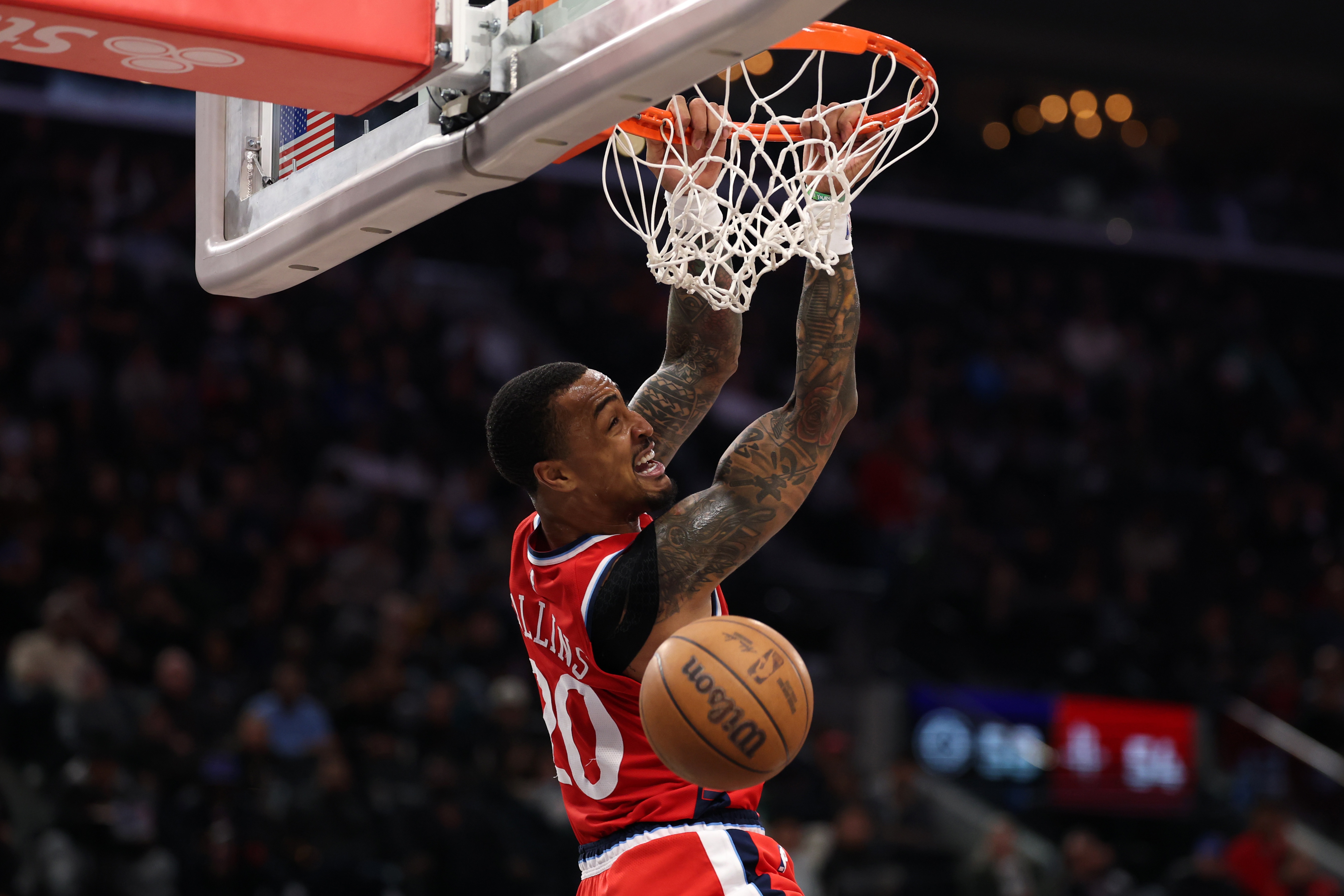 美媒统计1月份命中率前十球员：科林斯居首 字母第二 艾顿第六