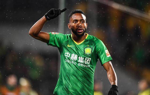 【中超】巴坎布点射张玉宁失良机 国安1比0胜大连人