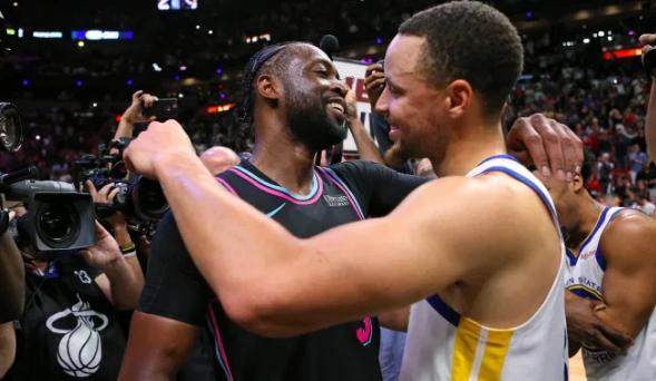 开云平台中国-无人能永处巅峰 库里：接受韦德建议 坚信仍能冲冠